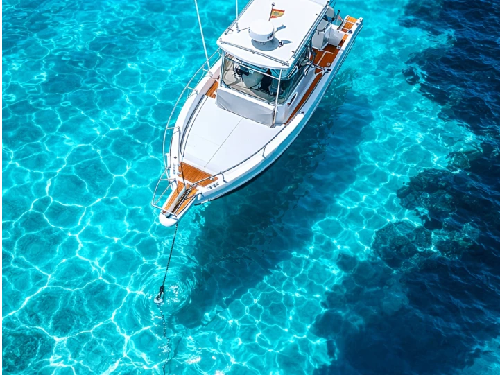 Pronajmout Motorová loď se skipperem či ne Capelli v Marina De Cala D'Or