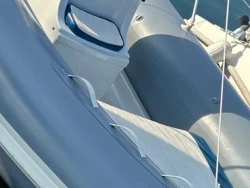 Pronajmout si Prua al vento Huracan 7.0 v Vibo Marina