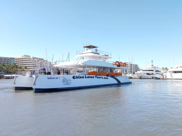 Pronajmout Katamarán se skipperem či ne Custom Made v Puerto Vallarta