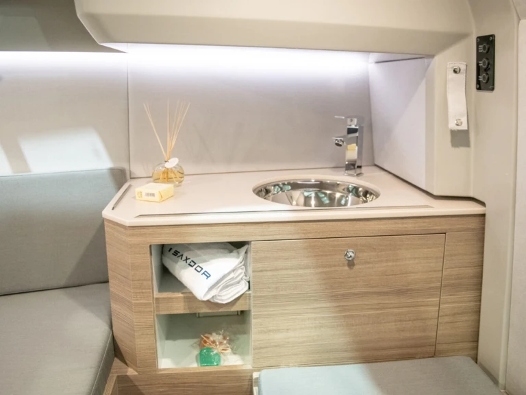 Pronájem Motorová loď Saxdor s licencí