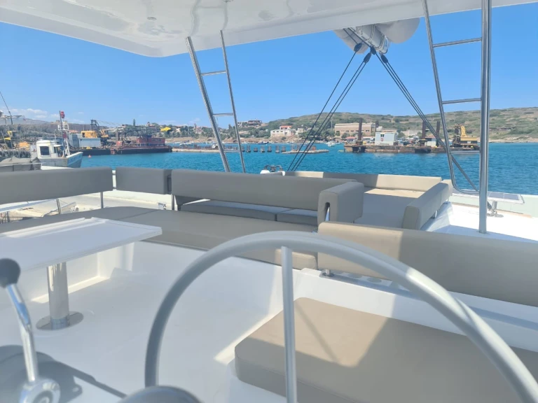 Pronájem Katamarán v Lavrio -Bali Bali 4.6