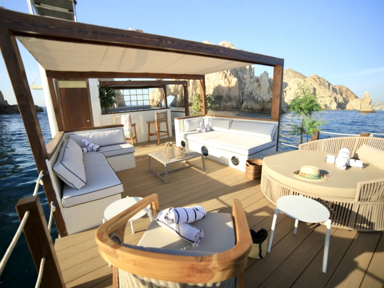 Pronájem lodi Custom Made 35 v Cabo San Lucas na Samboatu