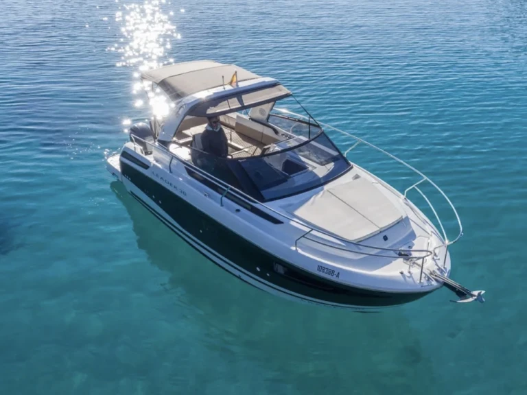 Pronájem lodi Palma de Mallorca lákavé ceny Leader 10