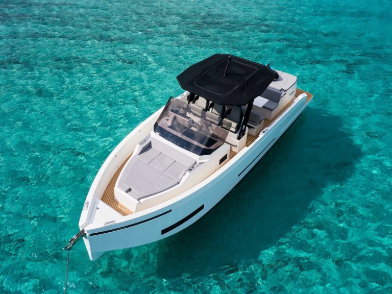 Pronájem lodi Marina Botafoch lákavé ceny D32