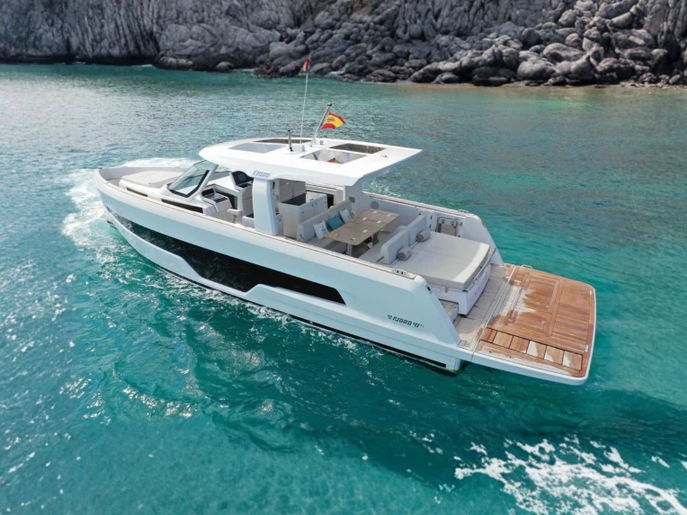 Pronájem Motorová loď Fjord s licencí