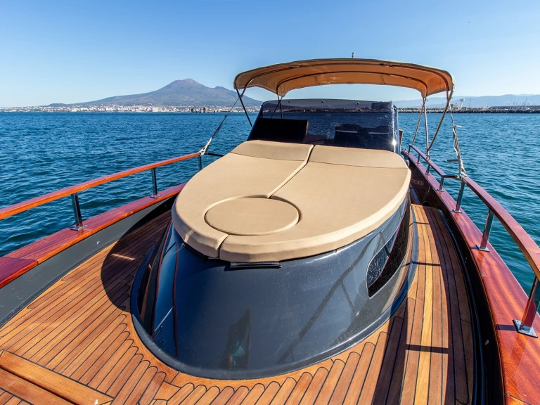 Pronájem lodi Sorrento lákavé ceny Positano Open 32