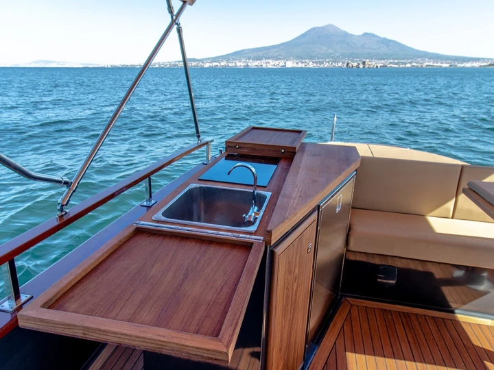 Pronájem lodi Nautica Esposito Positano Open 32 v Sorrento na Samboatu