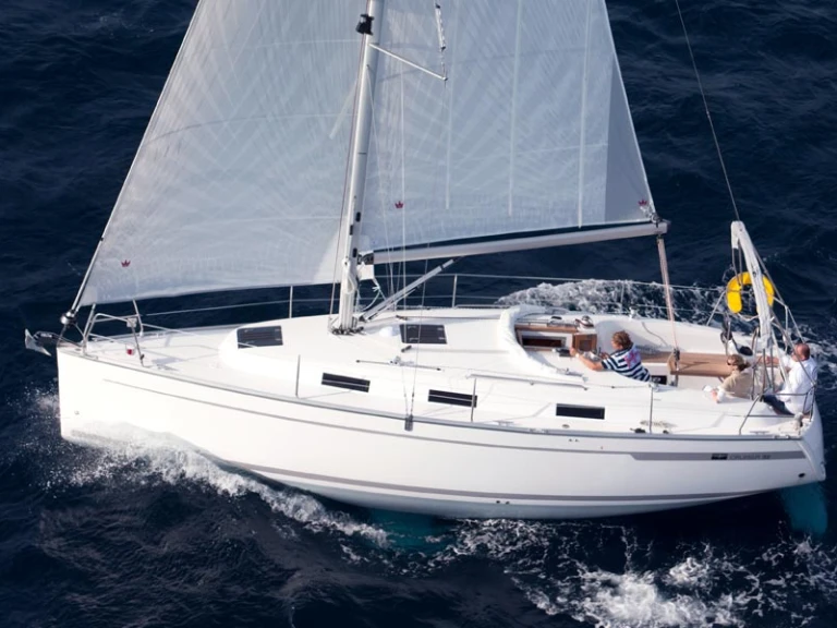 Bavaria Cruiser 32 jednotlivci a charterové společnosti v Trogir