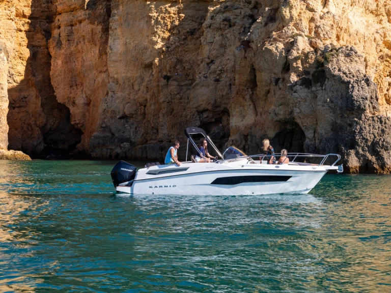 Karnic SL701 jednotlivci a charterové společnosti v Marina de Lagos