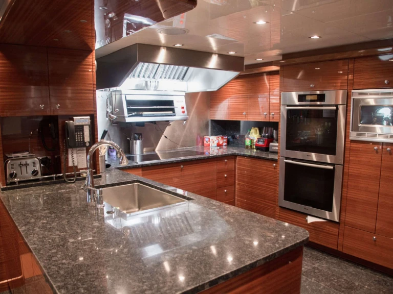 Pronájem lodi Bahamy lákavé ceny ASPEN ALTERNATIVE