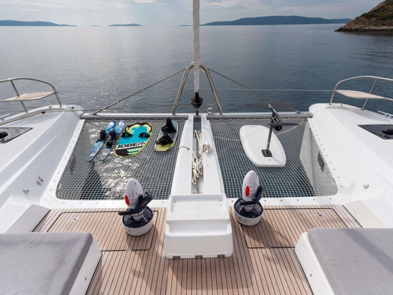 Lagoon LADY M jednotlivci a charterové společnosti v Trogir