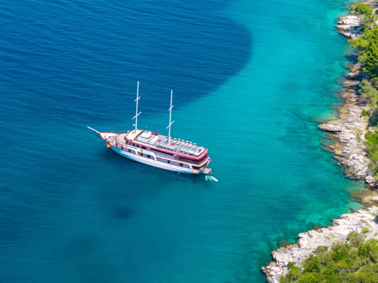 Pronájem lodi  Custom Built Aluminum Cutter Carpe Diem v Omiš na Samboatu
