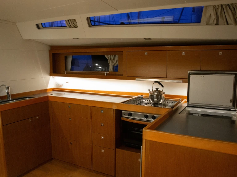 Pronájem Plachetnice Bénéteau s licencí