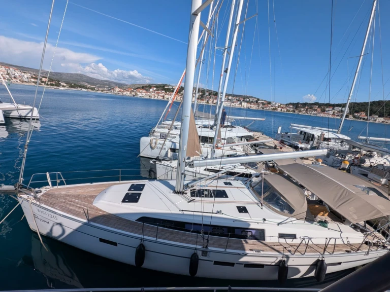 Plachetnice k pronájmu v Rogoznica za nejlepší cenu