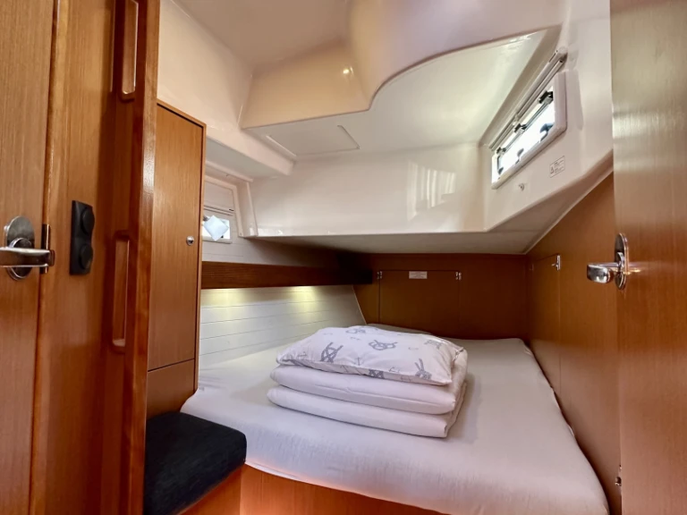 Pronájem jachty v Drage -Bavaria Cruiser 45 na Samboatu