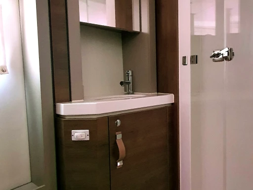 Bali Bali 4.6 jednotlivci a charterové společnosti v Sitges