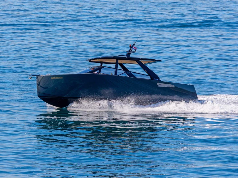 Pronájem Motorová loď v Split -Colnago Colnago 35