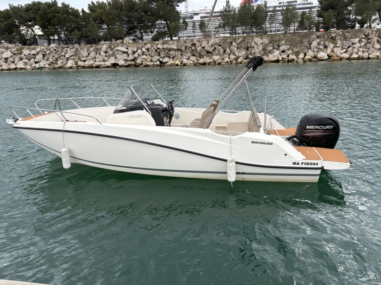 Pronájem jachty v Marseille -Quicksilver Activ 675 Open na Samboatu