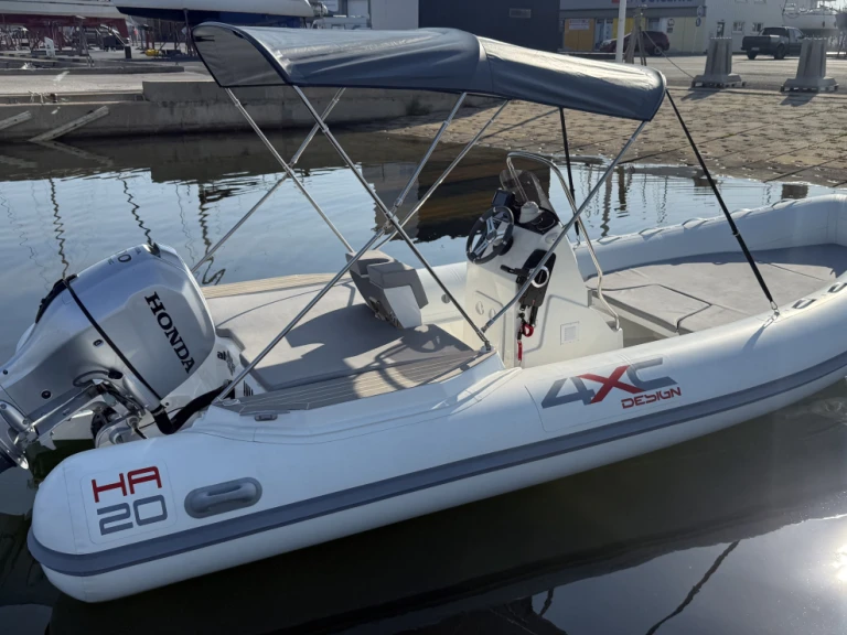 Pronájem lodi Port Leucate lákavé ceny Wave 20