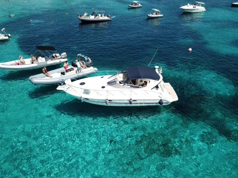 Motorová loď k pronájmu v Castellammare del Golfo za nejlepší cenu