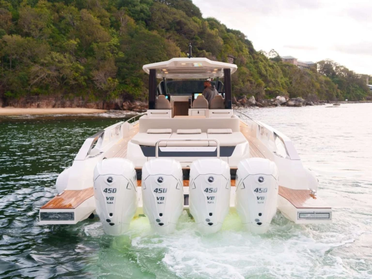 Pronájem Polotuhá loď v Marine de Sant'Ambrogio -Capelli STRADIVARI 52