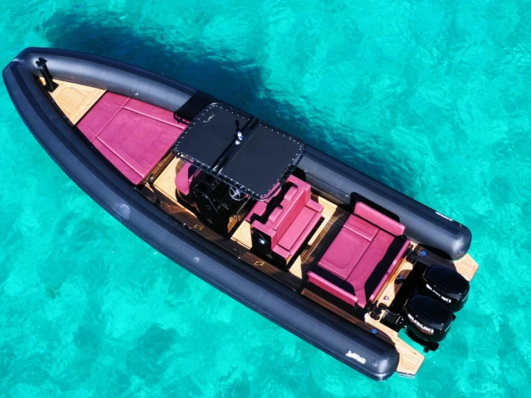 Pronájem lodi Portisco lákavé ceny Sea Water Phantom 300