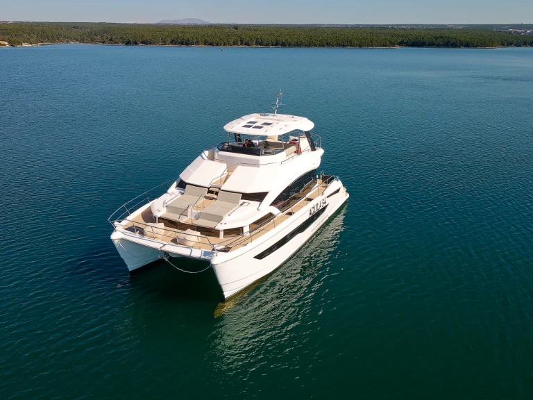 Pronájem Motorová loď v Zaton -Aquila Aquila 54