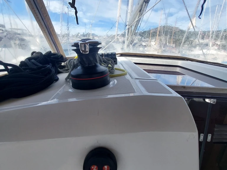 Pronajmout Plachetnice se skipperem či ne Jeanneau v Bodrum