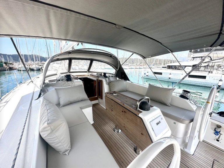 Pronájem lodi Fethiye lákavé ceny Cruiser 46