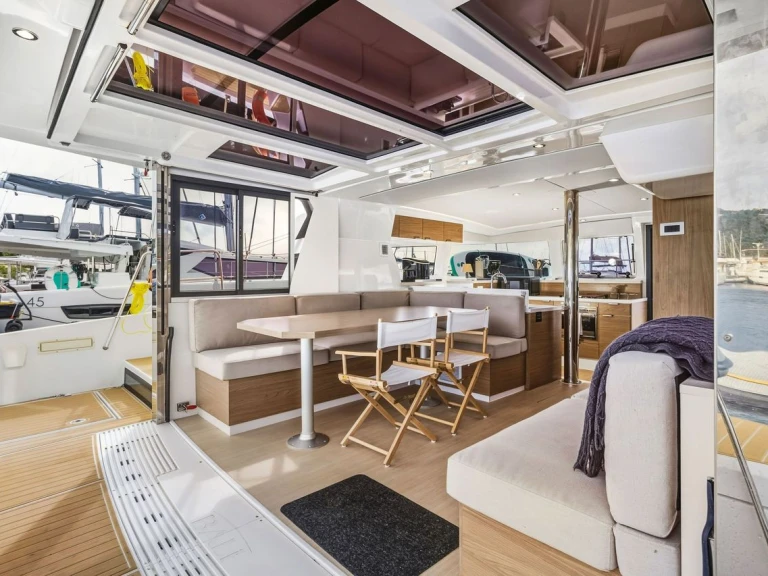 Pronájem lodi Saint Thomas lákavé ceny Bali 4.2 O.V