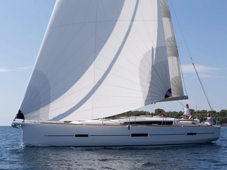 Dufour Dufour 460 Grand Large jednotlivci a charterové společnosti v Anse Marcel