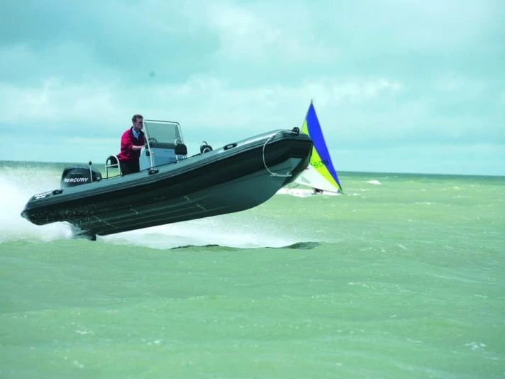 Valiant DR 620 jednotlivci a charterové společnosti v Trébeurden