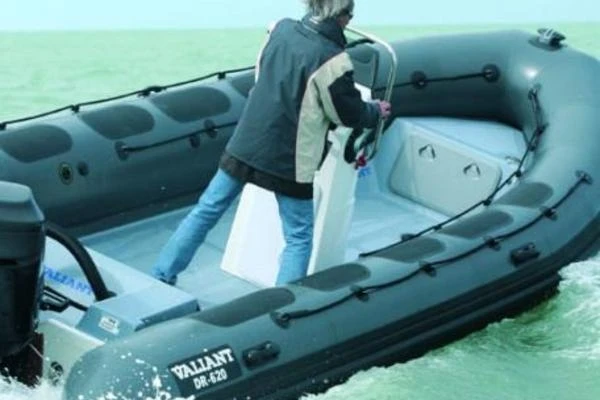 Pronájem jachty v Trébeurden -Valiant DR 620 na Samboatu