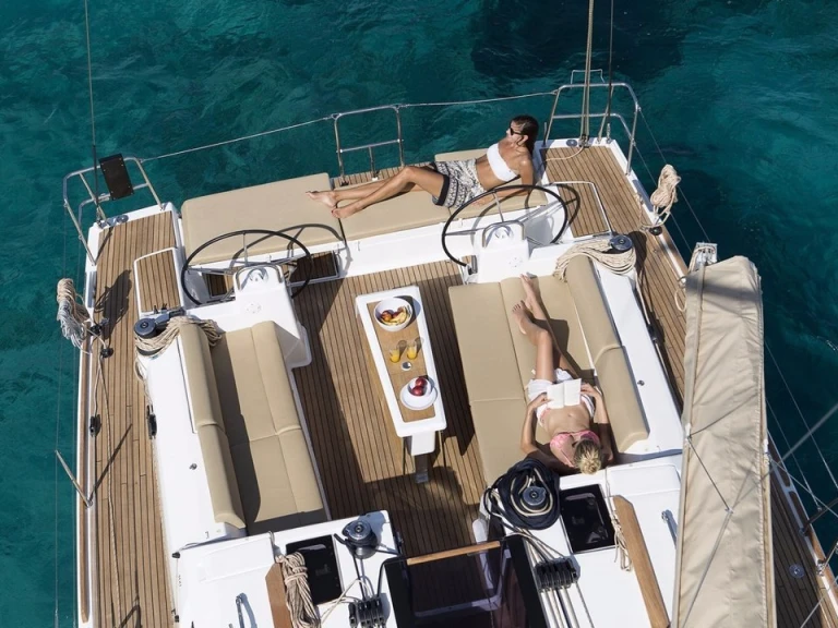Pronájem lodi Dufour Dufour 460 Grand Large v Anse Marcel na Samboatu