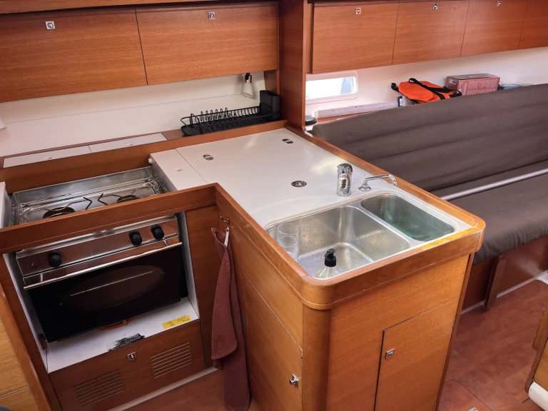 Pronajmout Plachetnice se skipperem či ne Dufour v Marseille