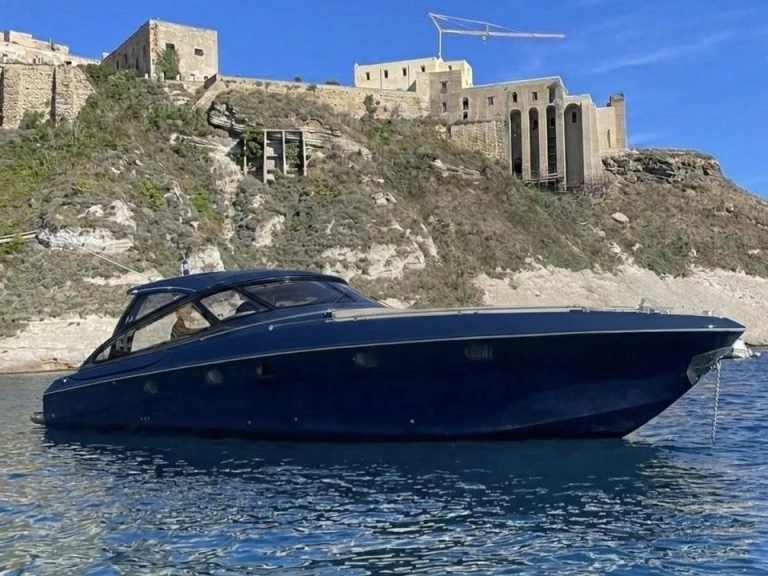 Pronájem jachty v Poltu Quatu -Baia 48 na Samboatu