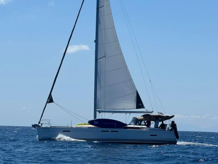 Pronájem lodi Limassol lákavé ceny Sun Odyssey 439