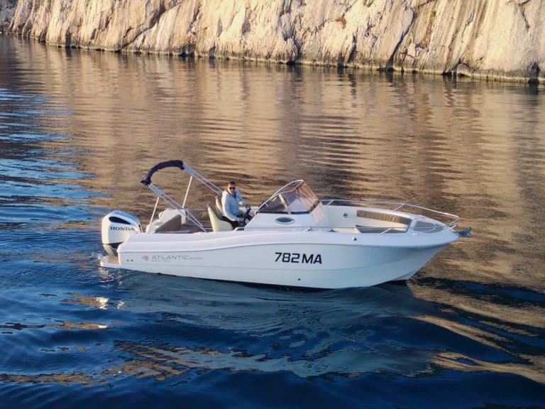 Pronájem jachty v Makarska -Atlantic Marine 750 Open na Samboatu