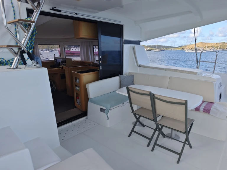 Katamarán k pronájmu v Marigot za nejlepší cenu