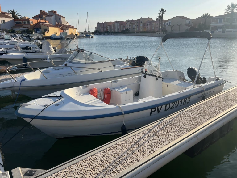 Pronajmout si Quicksilver Captur 500 Fish v Le Barcarès
