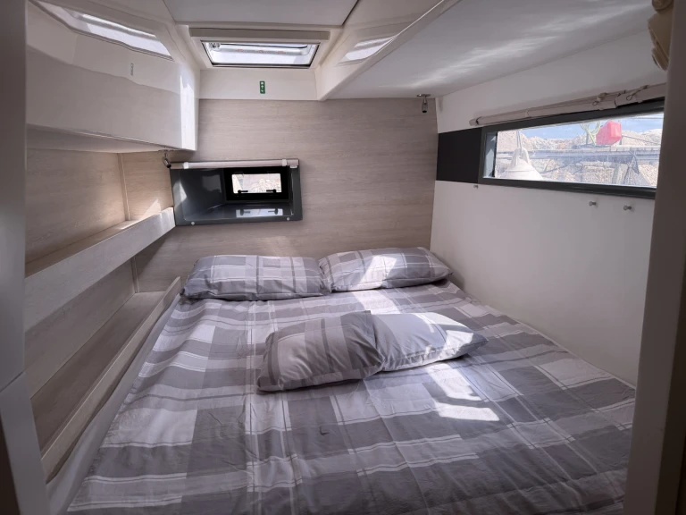 Pronajmout si Leopard Leopard 40 v Alghero