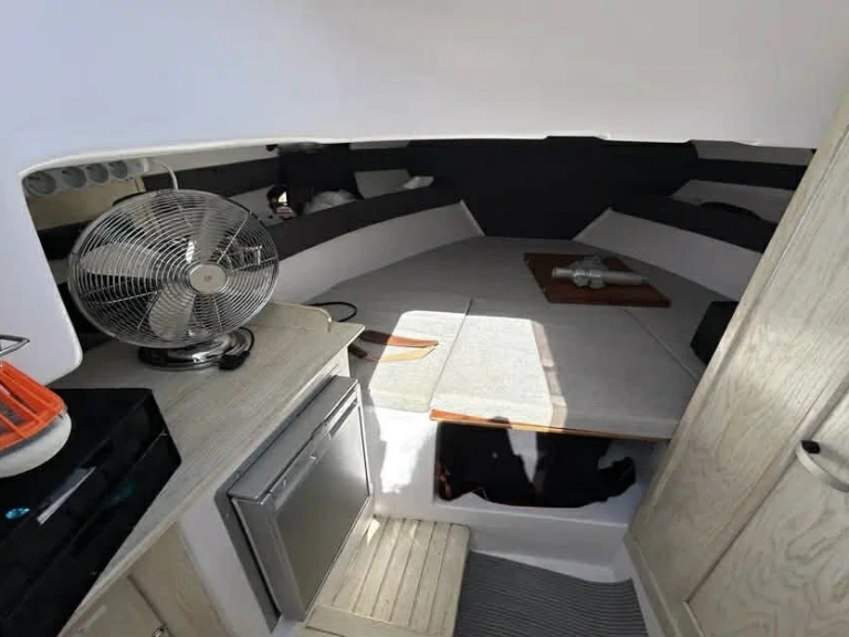 Pacific Craft Pacific Craft 625 Open jednotlivci a charterové společnosti v Gapeau