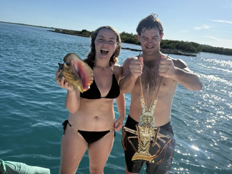 Pronajmout si Sea Ray SUNDANCER 420 v Turks Islands