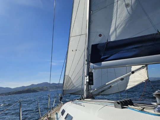 Bénéteau First 40.7 jednotlivci a charterové společnosti v Donostia / San Sebastián