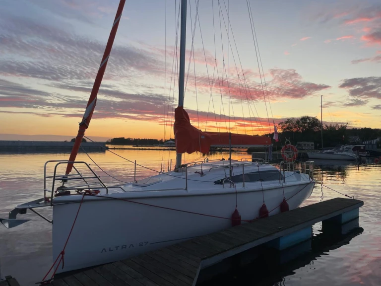 Pronájem jachty v Szczecin -Altra 27 na Samboatu