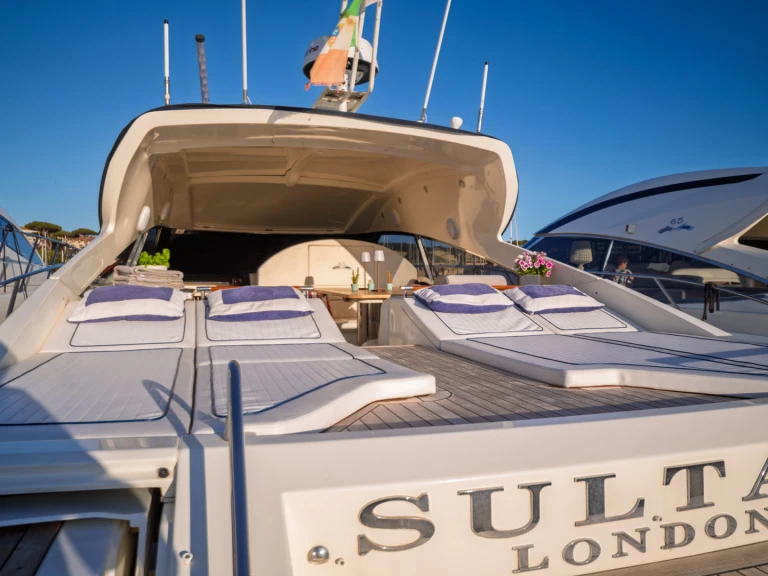 Pronájem lodi Punta Ala lákavé ceny SARNICO 65