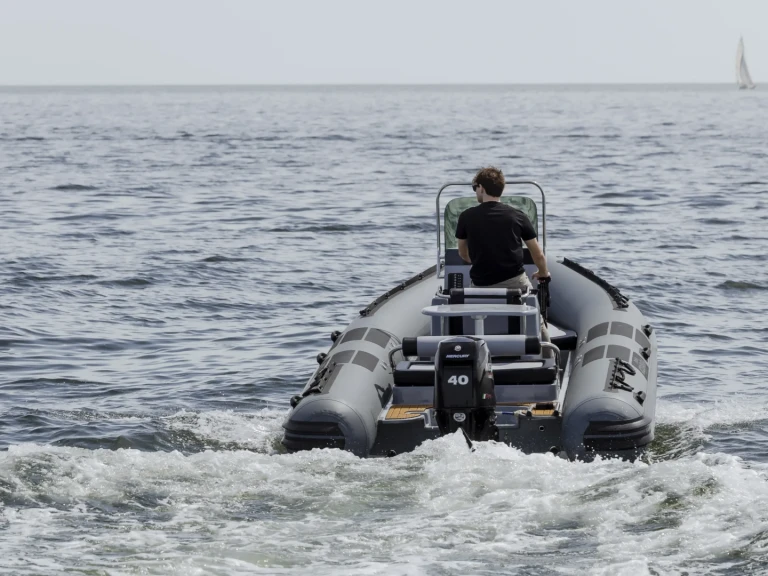 Pronájem lodi Acquaviva Acquaviva 635 v Rimini na Samboatu