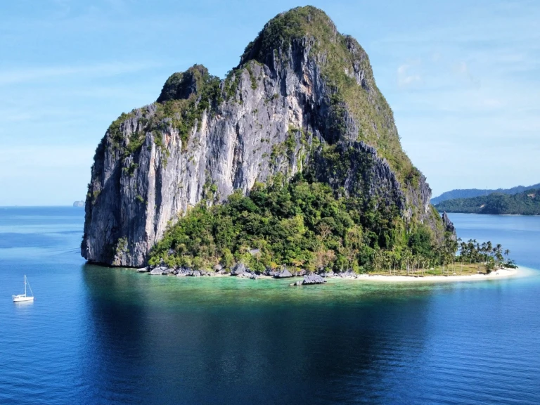 Pronájem Plachetnice v Philippine -Bénéteau Oceanis 393