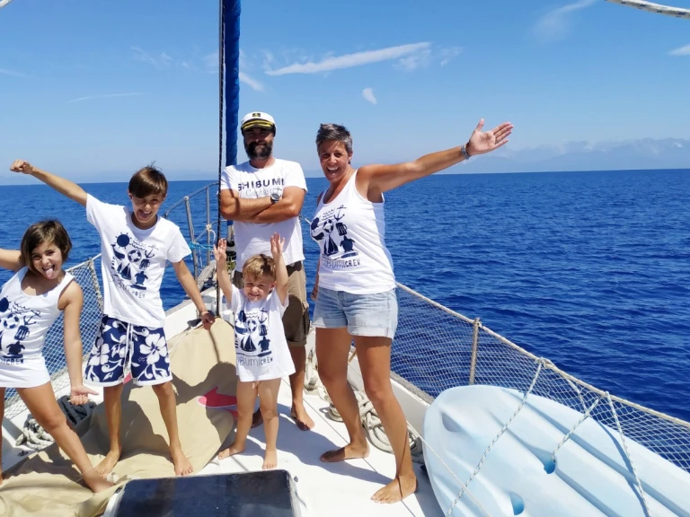 Bénéteau Oceanis 321 jednotlivci a charterové společnosti v Andora