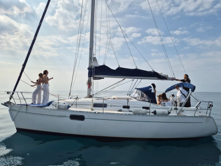 Pronájem jachty v Andora -Bénéteau Oceanis 321 na Samboatu
